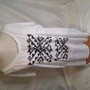 Torrid Aztec print burnout tee shirt blouse top 2 18 20